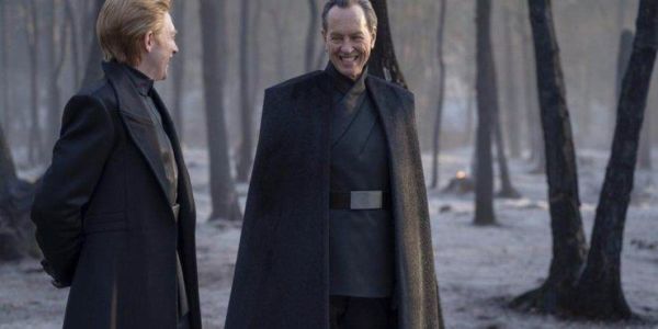 General Pryde y Hux en The Rise of Skywalker
