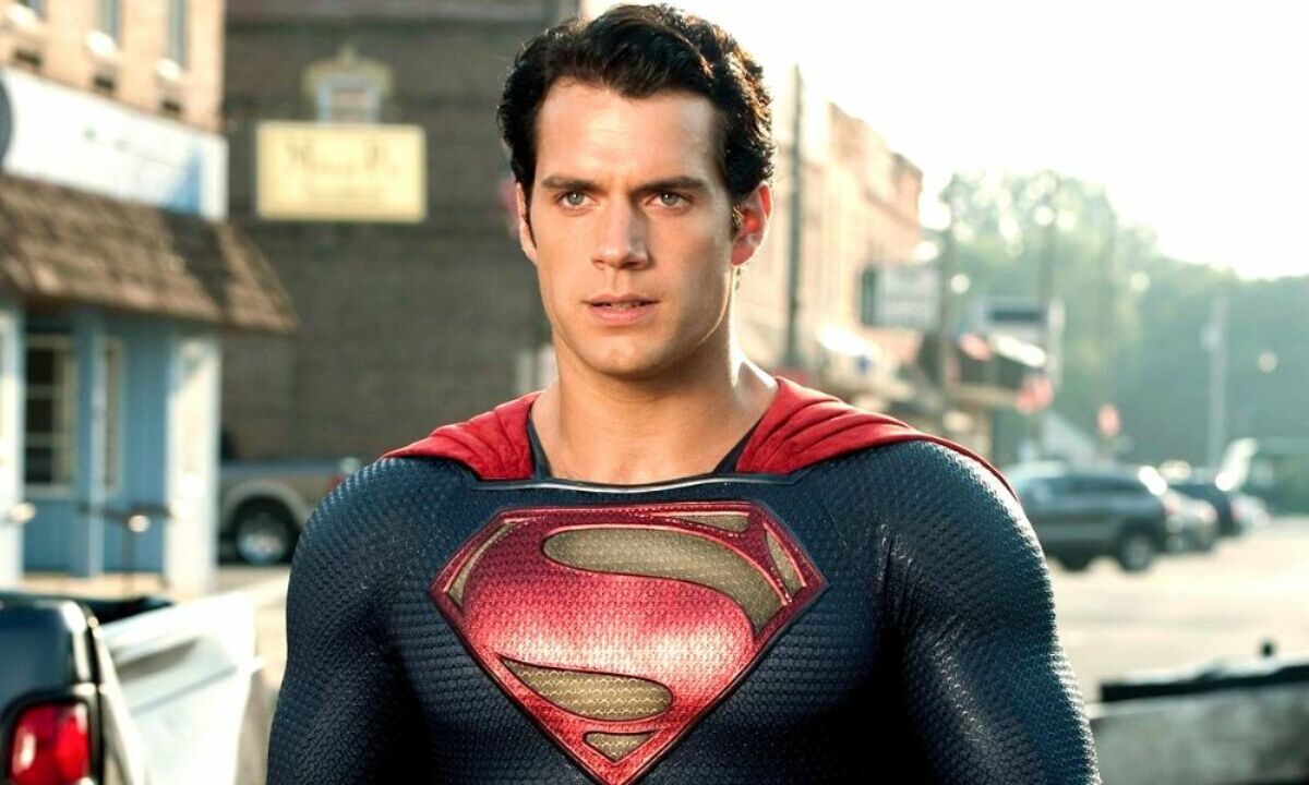 Así hubiera sido Superman si sus papás hubieran viajado a la Tierra con él