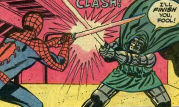 Spider-Man usó un lightsaber contra un villano