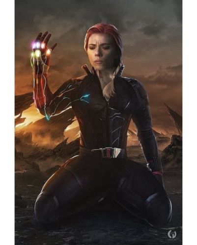 Black Widow haciendo el chasquido en 'Endagme'