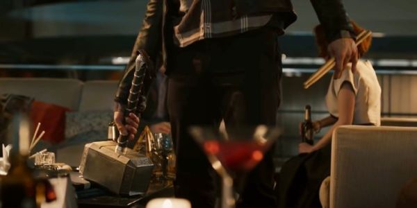 Hawkeye no intentó levantar el martillo de Thor