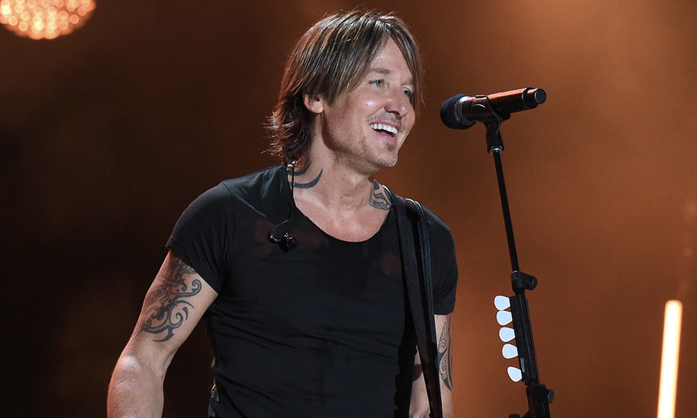 Keith Urban celebra 30 años de carrera