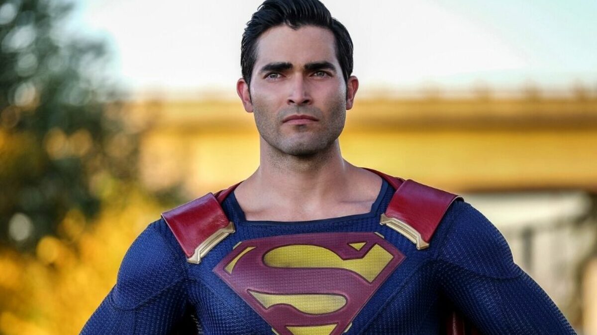 Peliculas Y Programas De Tv De Tyler Hoechlin Tyler Hoechlin expresa cómo se sintió en el nuevo traje que tendrá Superman  en el Arrowverse