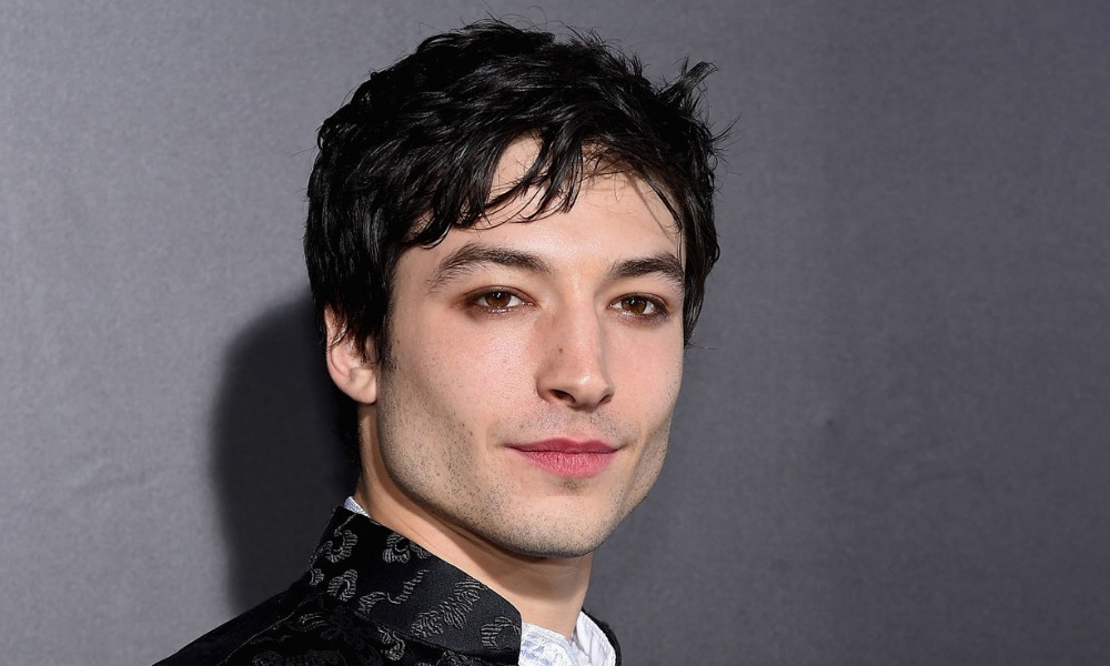 Ezra Miller se une a 'Invincible'