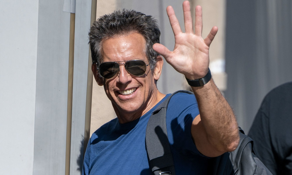 Andy Samberg y Ben Stiller en una película de Apple TV+