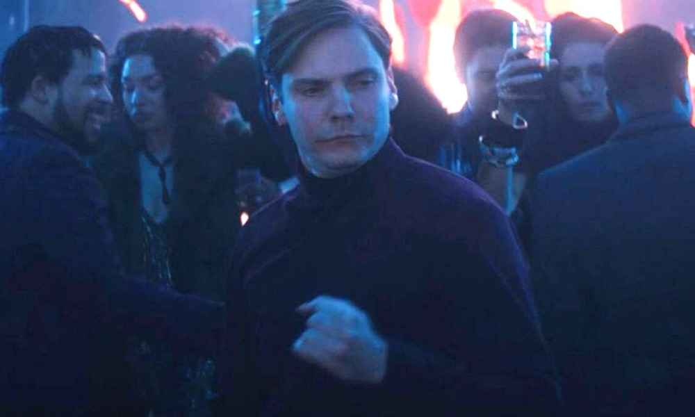 Daniel Bruhl habló del baile de Baron Zemo