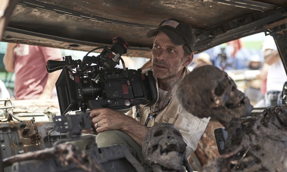 Conviene que Zack Snyder siga en Netflix