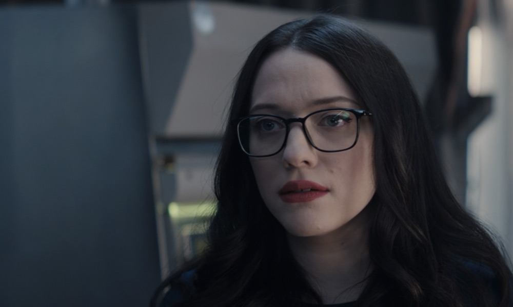 Kat Dennings anuncia su compromiso